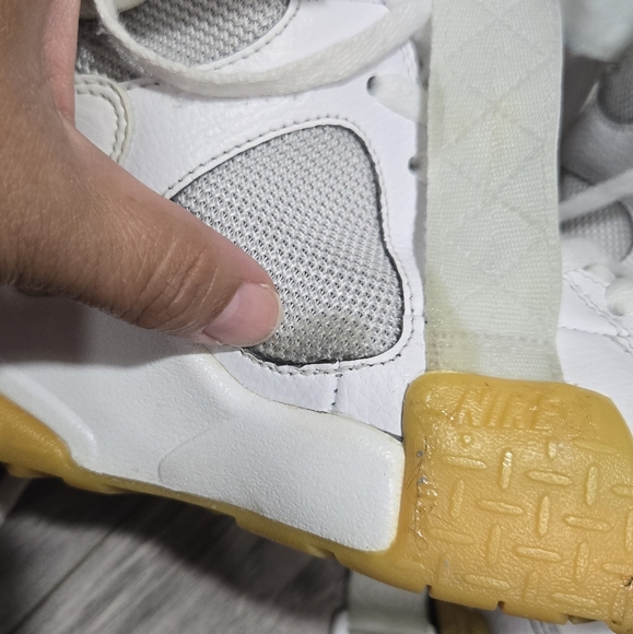 Nike Air Raid Shoes White Gum Retro DJ5974-100 Mens Size 9 - Picture 11 of 16